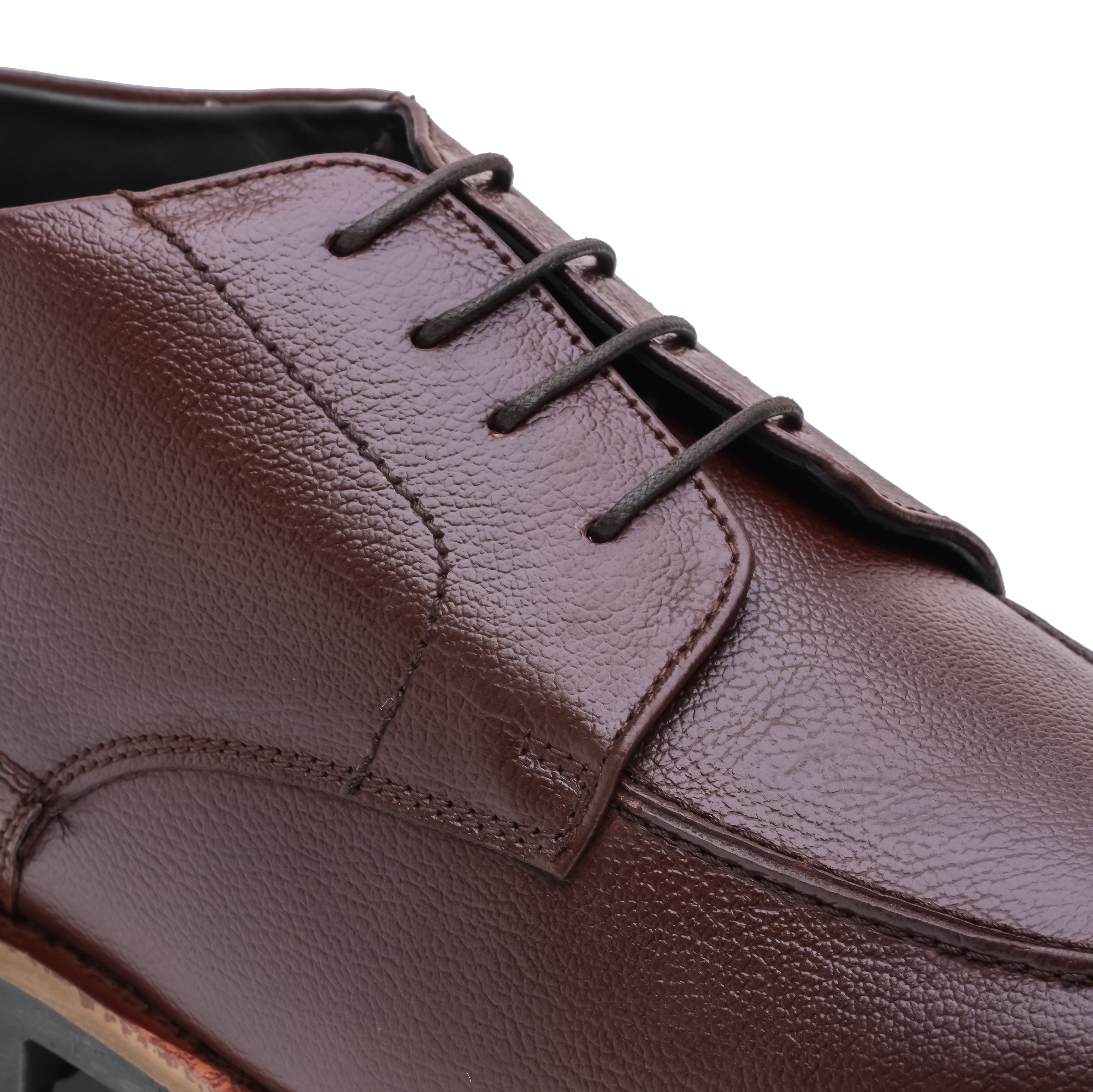 Moc-Toe Chukka Boot - Cherry